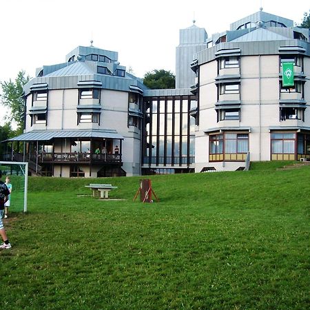Hellmut-Wassmer-Jugendherberge Loerrach Esterno foto