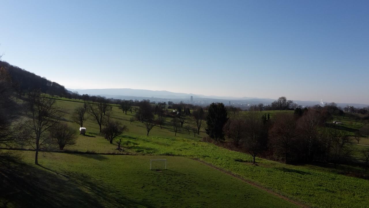 Hellmut-Wassmer-Jugendherberge Loerrach Esterno foto